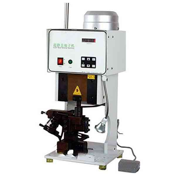 Πώς να χειριστείτε Terminal Crimping Machine