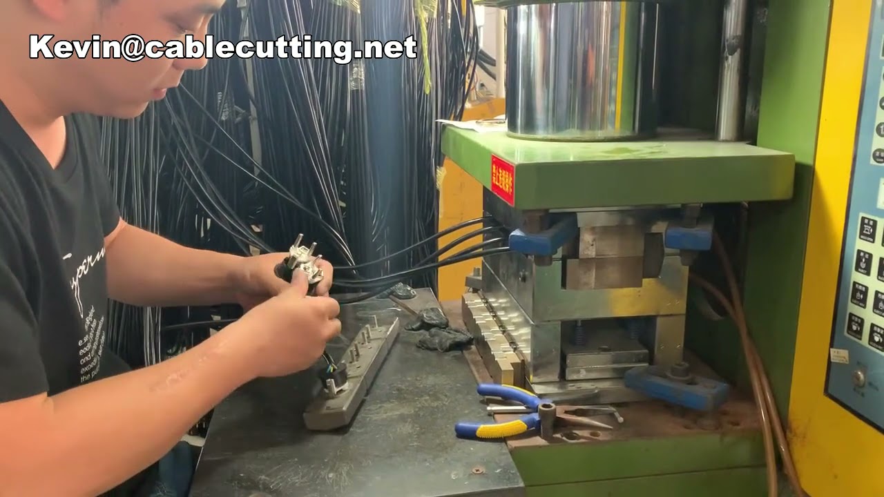 Plastic Electric Plug Mould,Plug Moulds Making,Injection Plug Moulds 3