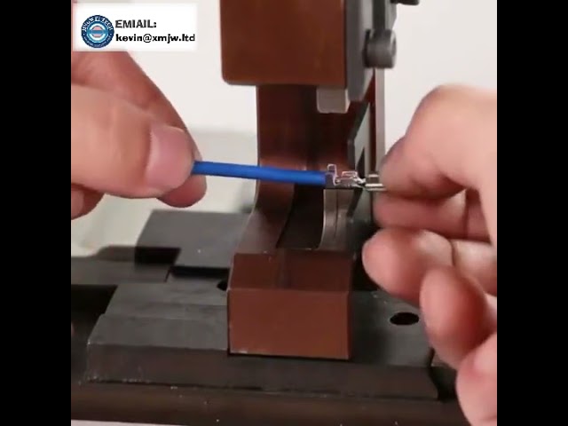 Wire Strip and Crimp Machine Otp Mold Insulated Terminal Crimp Applicator