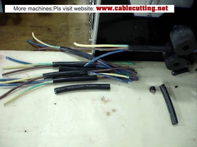 Sheathed cable cutting and stripping machine for 12 mm diameter three core sheathed wire